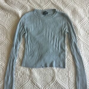 Ribbed Long Sleeve Sweater in Light Gray/Blue